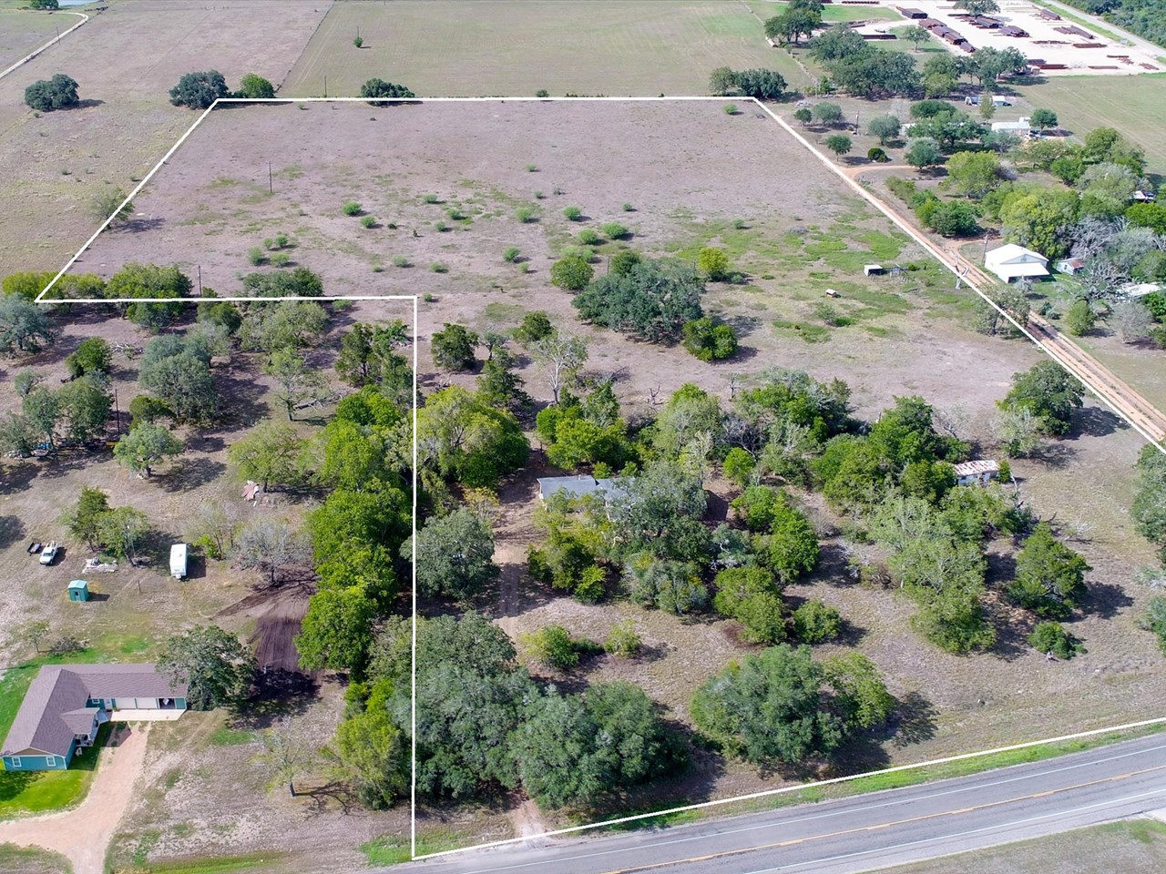 ranch style home on 20.43 acres 4 bedroom, 2 bathroom house on 20.43 acres just outside of hallettsville, tx.